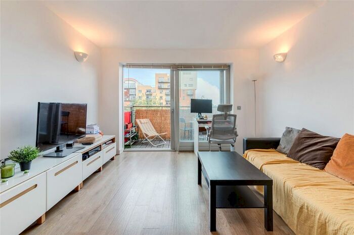 2 Bedroom Flat For Sale In Metcalfe Court, John Harrison Way, SE10