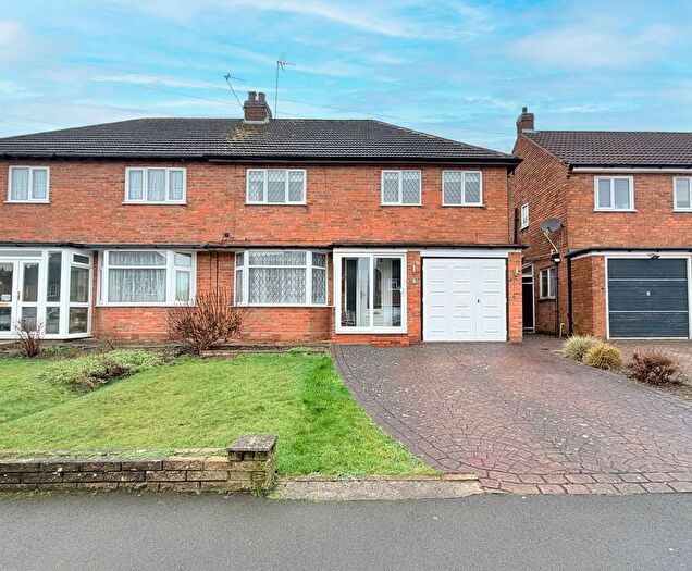 4 Bedroom Semi-Detached House For Sale In Douglas Road, Hollywood, B47