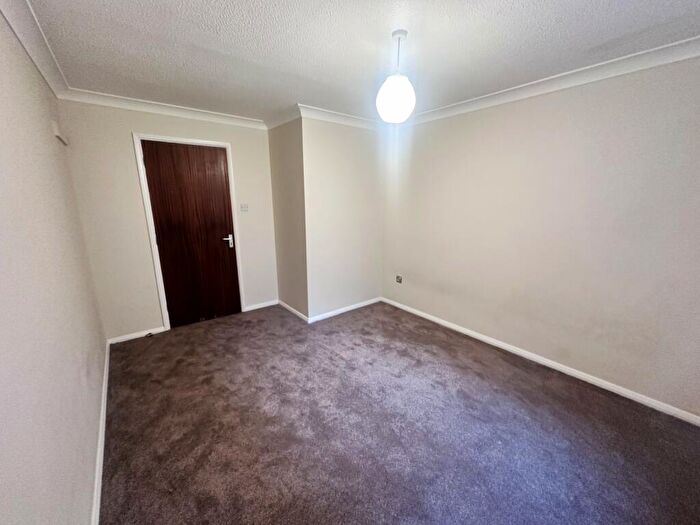 2 Bedroom Flat To Rent In Beauchamp Place, Oxford, OX4