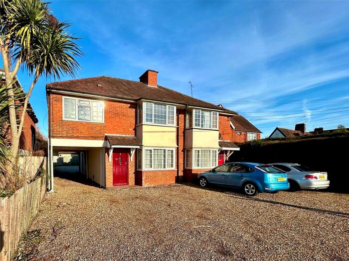 4 Bedroom Semi-Detached House To Rent In Reading Road, Winnersh, Wokingham, Berkshire, RG41