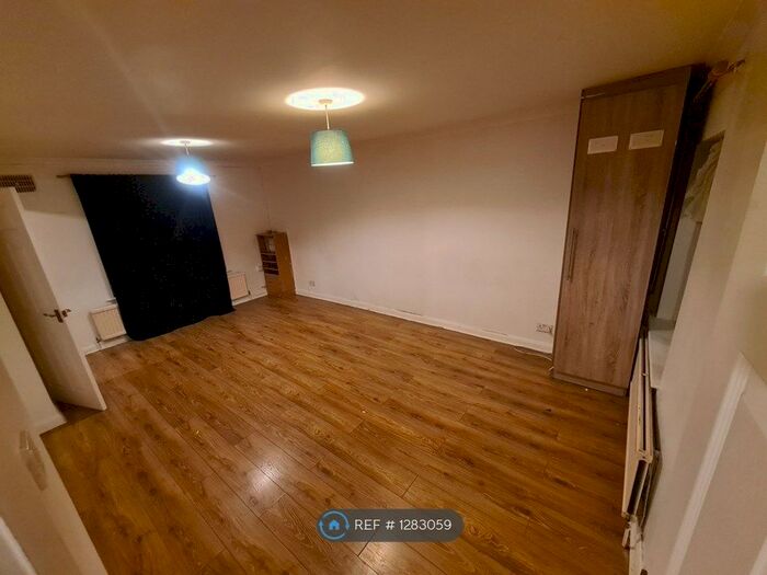 2 Bedroom End Of Terrace House To Rent In Nelson Road, Uxbridge UB10