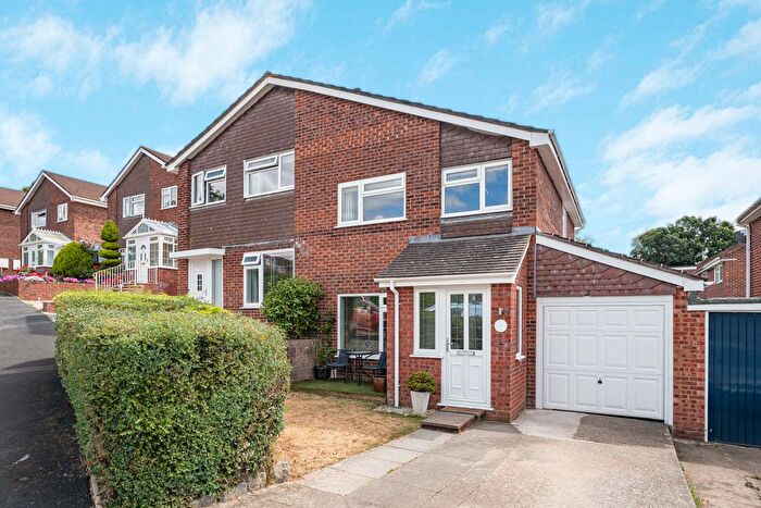 3 Bedroom Semi-Detached House For Sale In Longfield Avenue, Kingsteignton, Newton Abbot, TQ12