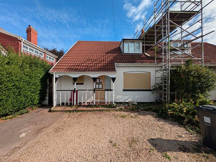 5 Bedroom Semi-Detached Bungalow For Sale In Peache Road, Bristol, Bristol, BS16