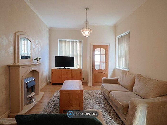 2 Bedroom End Of Terrace House To Rent In Denton Road, Audenshaw, Manchester, M34