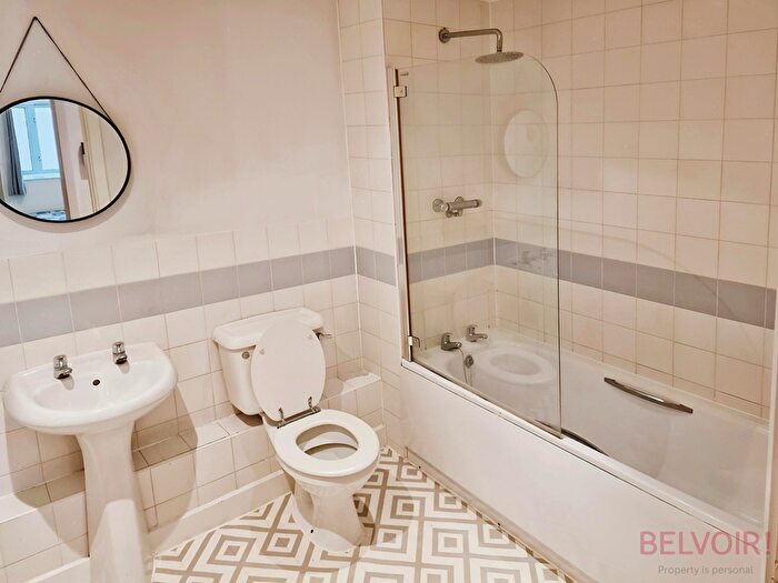 2 Bedroom Flat To Rent In Derby Road, Nottingham, NG1