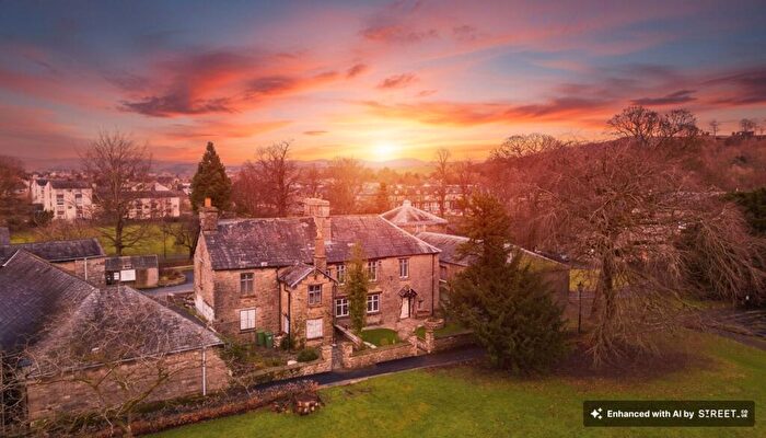 3 Bedroom Semi Detached House For Sale In Church Walk, Kendal, LA9