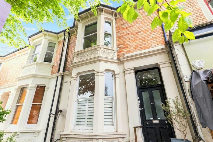 2 Bedroom Flat For Sale In Goldstone Villas, Hove, BN3