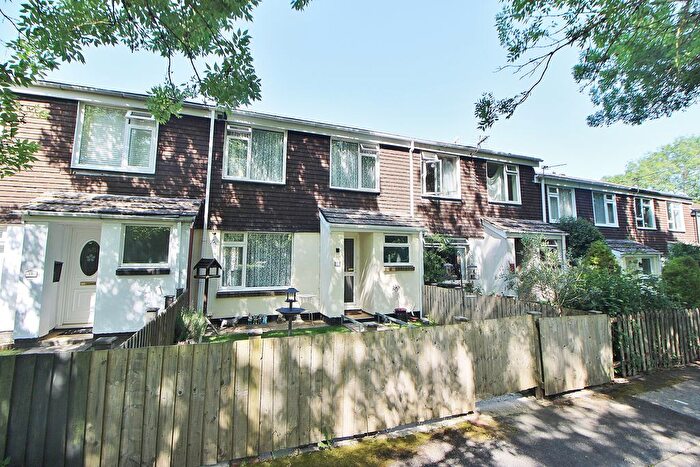3 Bedroom Terraced House For Sale In Honey Suckle Court, Waterlooville, PO7