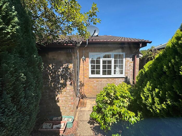 1 Bedroom Bungalow For Sale In Lytham Close, Whitehill, Hampshire, GU35