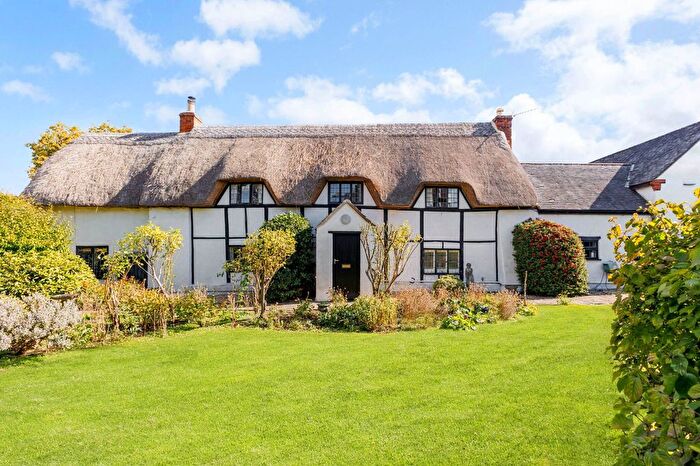 5 Bedroom Detached House For Sale In West Edge, Marsh Gibbon, Bicester, Oxfordshire, OX27