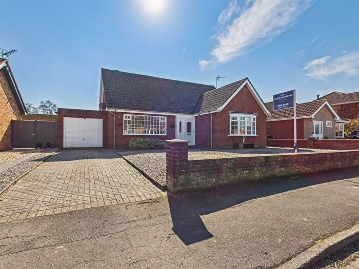 4 Bedroom Detached Bungalow For Sale In Coles Avenue, Alford, LN13