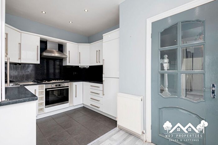 2 Bedroom Semi-Detached House For Sale In Haworth Avenue, Baxenden, Accrington, BB5