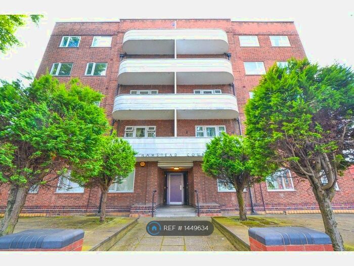 2 Bedroom Flat To Rent In Hamstead Court, Birmingham, B19