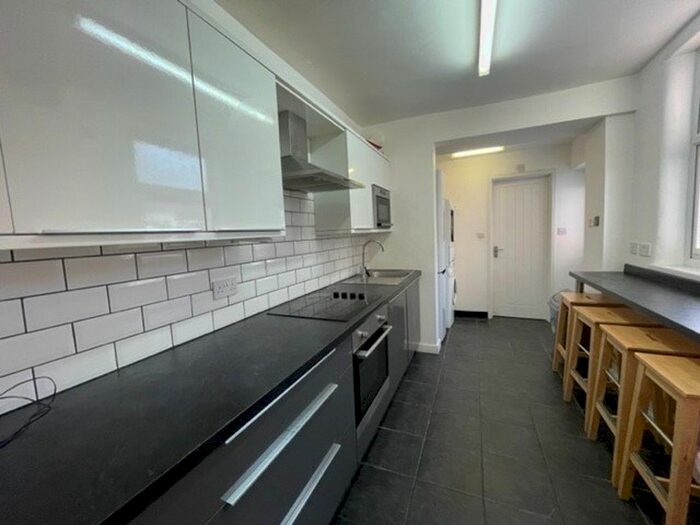 4 Bedroom Terraced House To Rent In Gaul Street, Leicester, LE3
