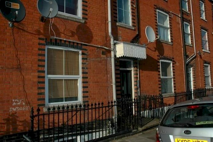 1 Bedroom Flat To Rent In Watkin Terrace This One, Northampton, NN1