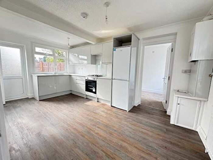 4 Bedroom Property To Rent In Elm Road, Dartford, DA1