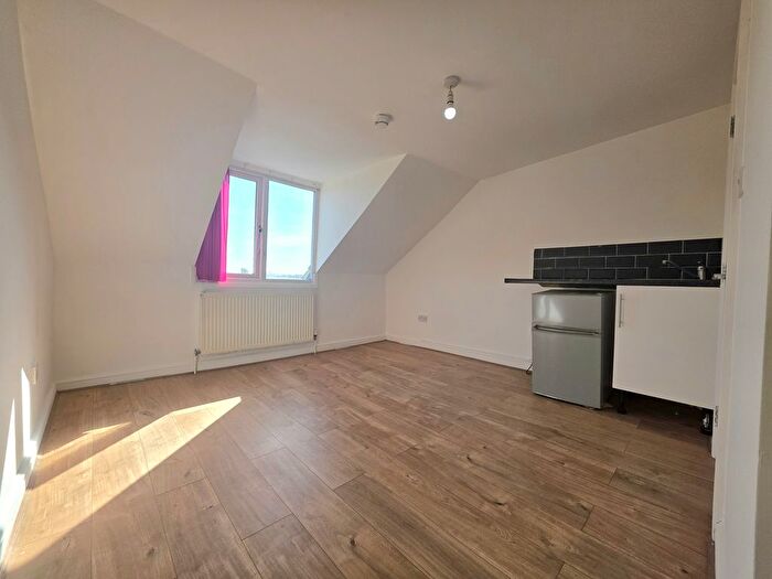 Studio To Rent In Stanstead Road, London, London, SE6