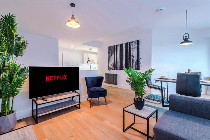 2 Bedroom Flat To Rent In Chapmans Passage, Birmingham, B1