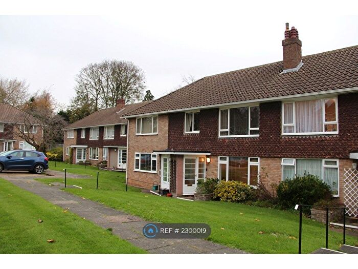 2 Bedroom Maisonette To Rent In Charmouth Court, St. Albans, AL1