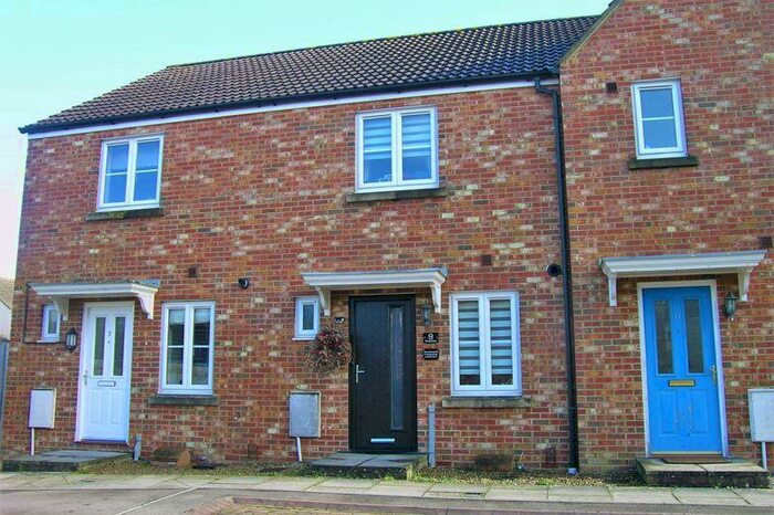 2 Bedroom House To Rent In Wheat Close, Trowbridge, BA14