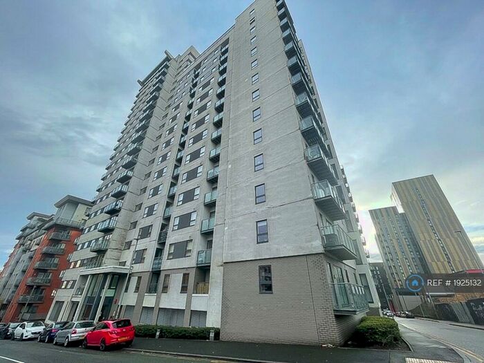 2 Bedroom Flat To Rent In Britton House, Manchester, M4