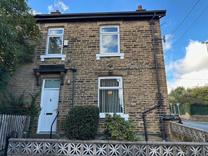 3 Bedroom End Of Terrace House To Rent In Princess Street, Sowerby Bridge, HX6