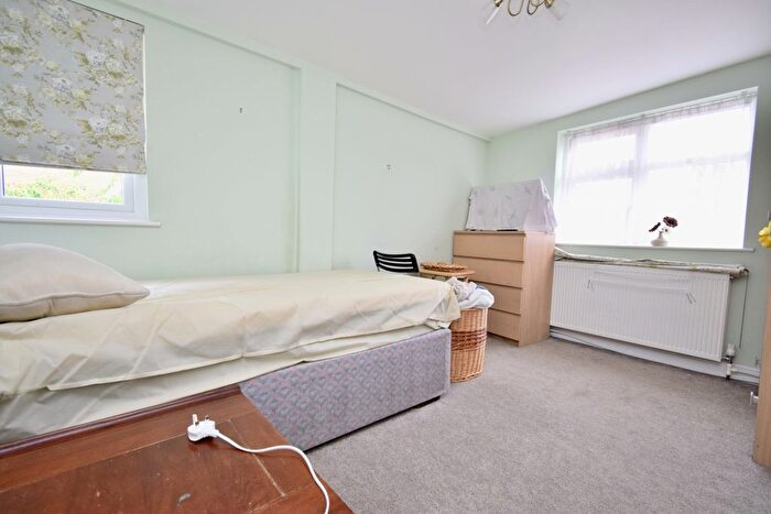 1 Bedroom Flat To Rent In Peters Drive, Off Scraptoft Lane, Leicester, LE5