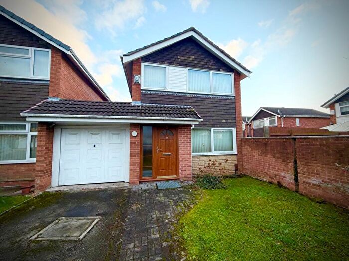 3 Bedroom Link Detached House For Sale In Torridon Grove, Great Sutton, Ellesmere Port, CH66