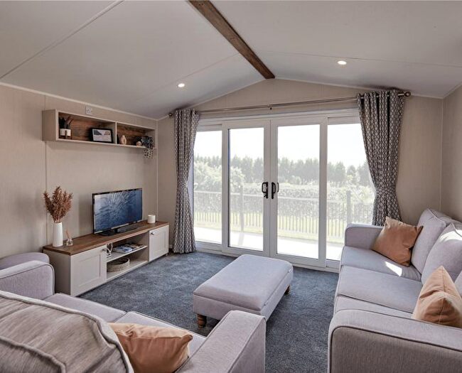 2 Bedroom Mobile/park Home For Sale In Ballintuim, Blairgowrie, PH10