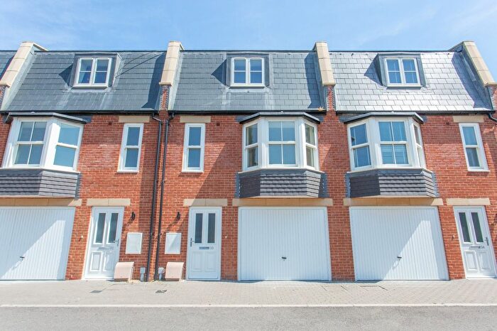 3 Bedroom Terraced House For Sale In Richmond Street, Herne Bay, Kent, CT6