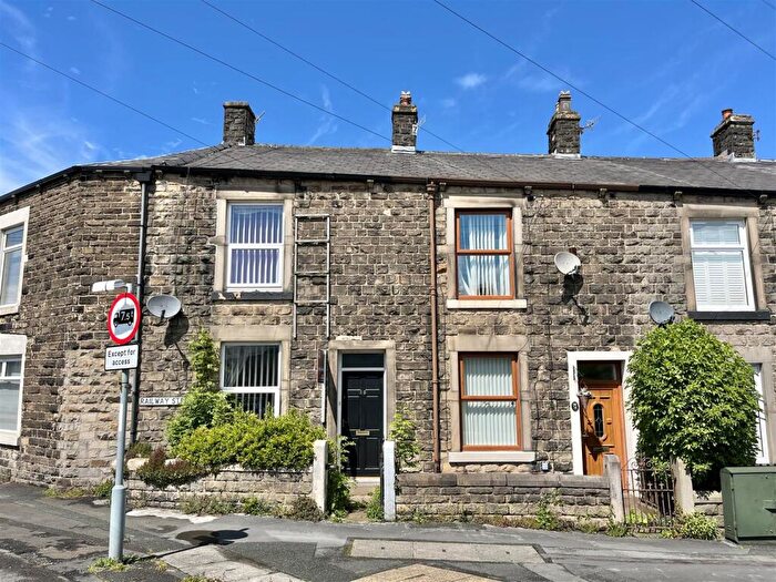 2 Bedroom Terraced House For Sale In Railway Street Hadfield Glossop, SK13