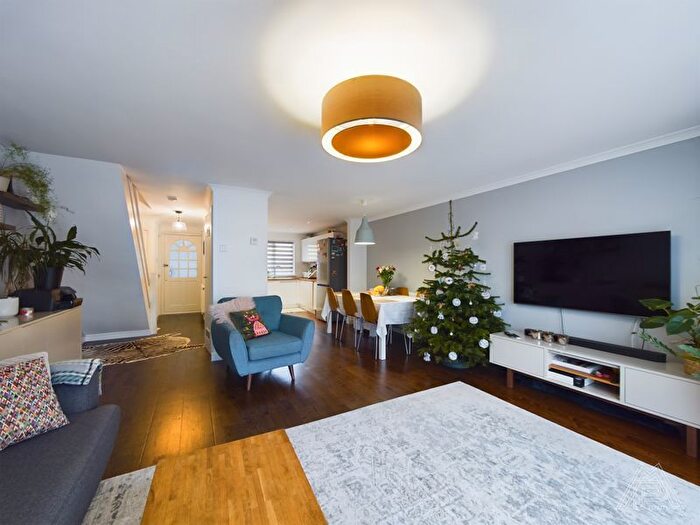 3 Bedroom Terraced House For Sale In Verbena Close, South Ockendon, RM15