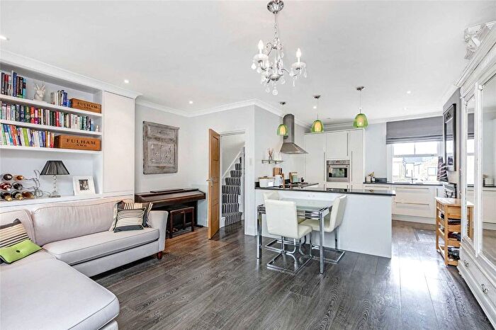 3 Bedroom Maisonette To Rent In Althea Street, Fulham, SW6