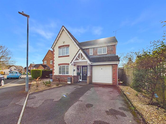 4 Bedroom Detached House For Sale In Webbs Court, Lyneham, SN15