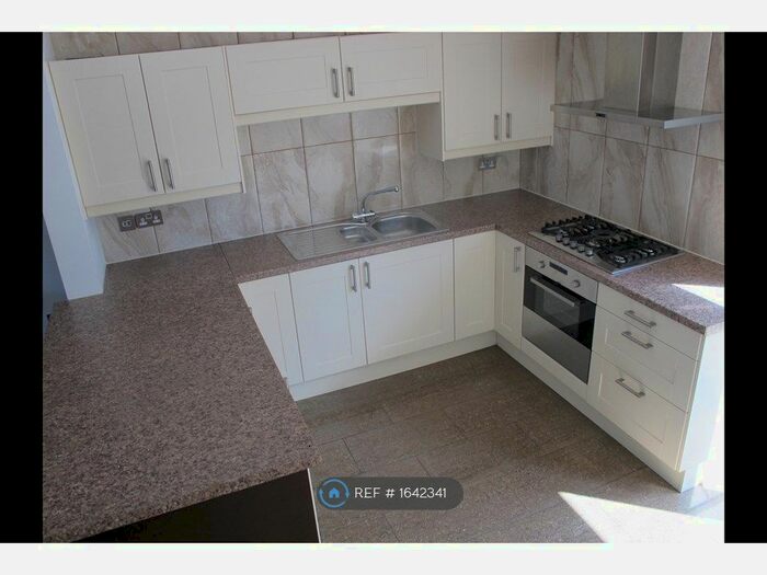 3 Bedroom Terraced House To Rent In Poole Crescent, Birmingham, B17