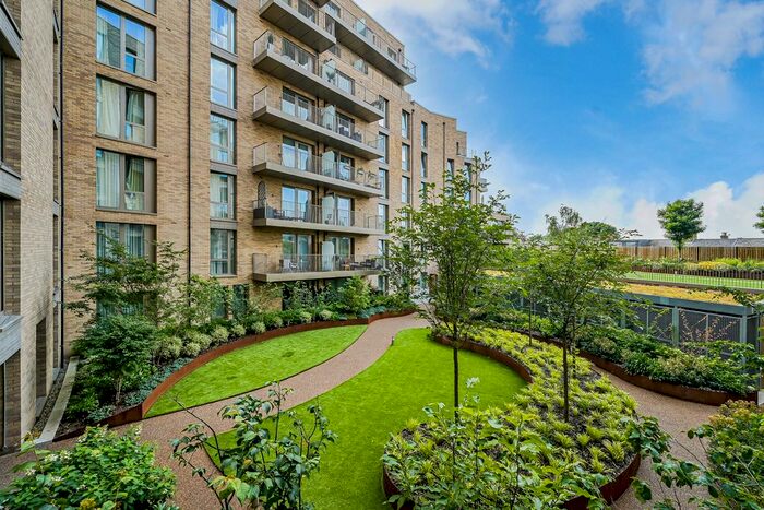 1 Bedroom Flat To Rent In Alwyne Court, Garnet Place, West Drayton, UB7