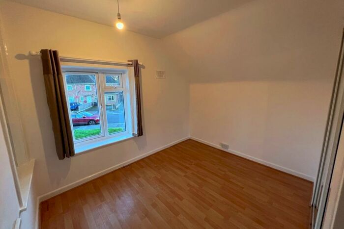 4 Bedroom Semi-Detached House To Rent In Wimborne, BH21