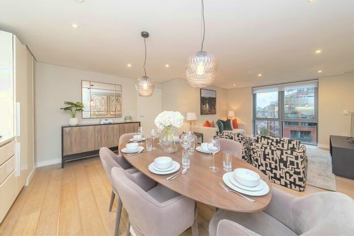 3 Bedroom Flat To Rent In Merchant Square East, London, Uk, W2