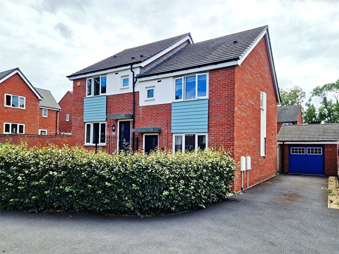 3 Bedroom Semi-detached House For Sale In Cave Crescent, Coalville, Leicestershire, LE67