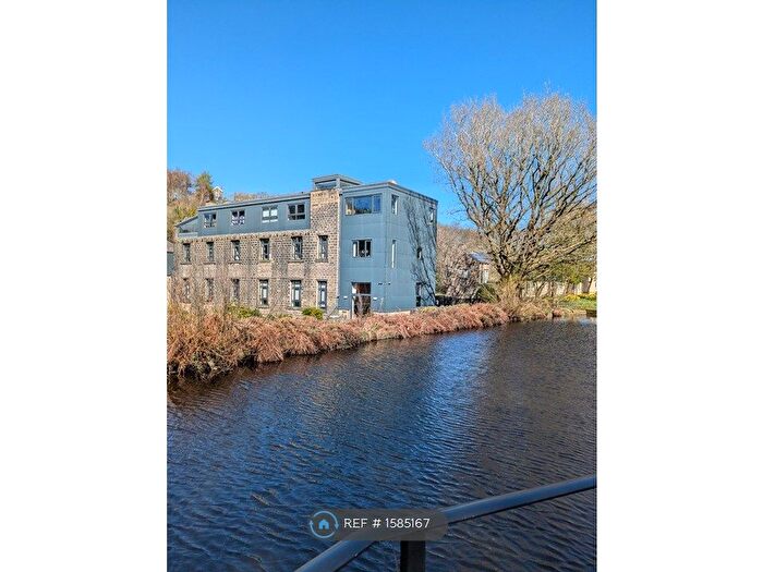 2 Bedroom Flat To Rent In Old Bank, Slaithwaite, Huddersfield, HD7