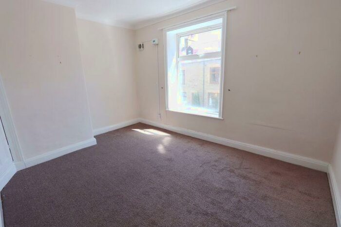 3 Bedroom Property To Rent In Prospect Road, Rawtenstall, Rossendale, BB4