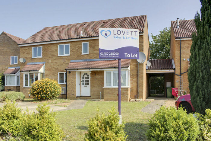 2 Bedroom Terraced House To Rent In Begwary Close, Eaton Socon, PE19