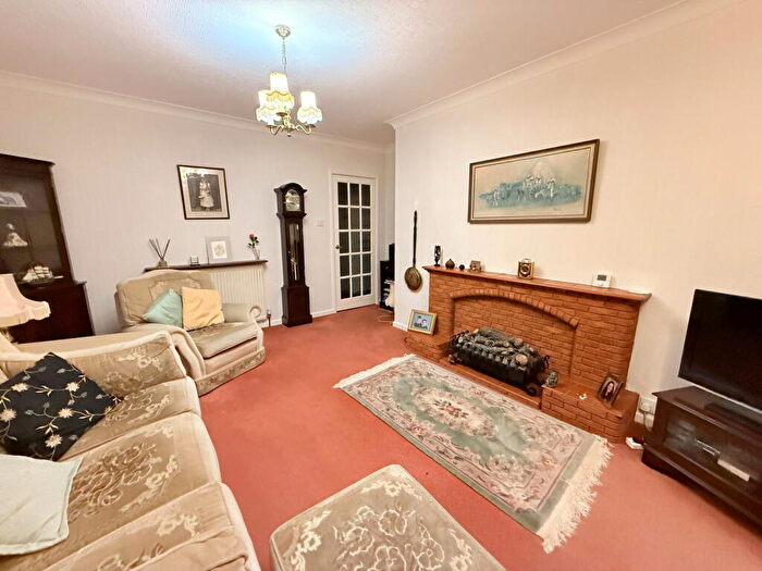 2 Bedroom Semi-Detached Bungalow For Sale In Bardon Drive, Shirley, B90