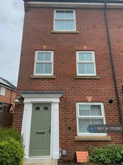 4 Bedroom Semi-Detached House To Rent In Corncrake Mews, Kirkby-In-Ashfield, Nottingham, NG17