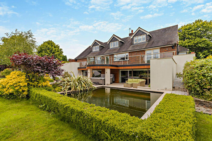 5 Bedroom Detached House For Sale In Church Lane Mugginton, Weston Underwood, DE6