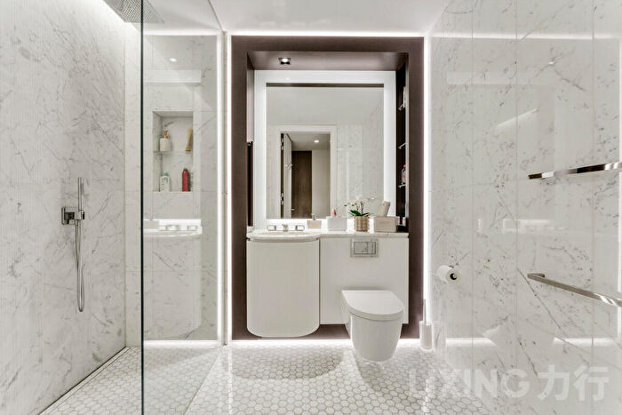 1 Bedroom Apartment For Sale In Park Drive, Canary Wharf, E14