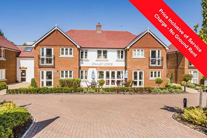1 Bedroom Retirement Property To Rent In Stanley Lodge, Great Tattenhams, Epsom, Surrey, KT18