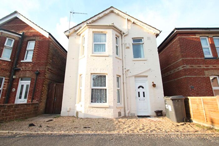 5 Bedroom Property To Rent In Parker Road, Bournemouth, BH9
