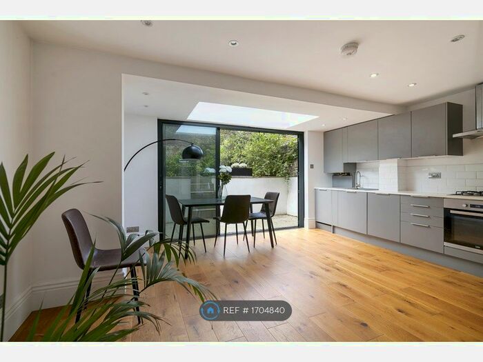 1 Bedroom Flat To Rent In Mildmay Grove North, London, N1