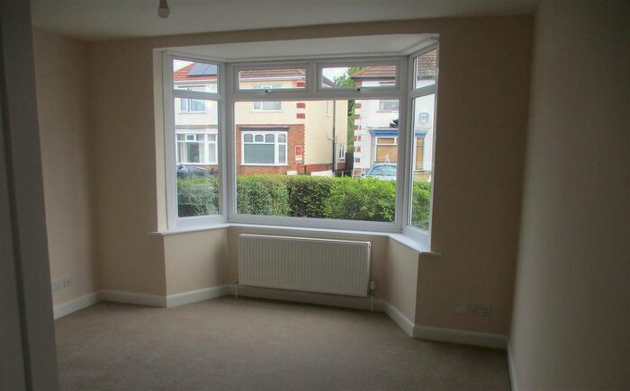 2 Bedroom Semi-Detached House To Rent In Brookdale Road, Nuneaton CV10